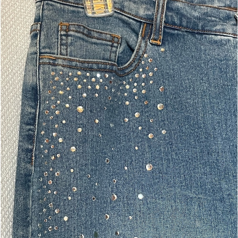 Very Vera Denim and ‘Diamonds’ - Picture 4 of 8